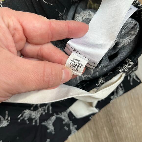 Old Navy 2 Pack Cotton Lounge Shorts XS Animal Print Sleepwear Pajama Shorts Set - Picture 8 of 8